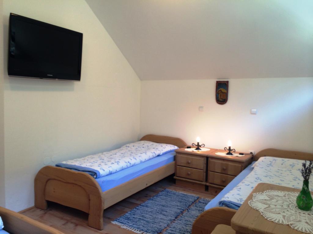 Apartments Pod Macesnovo Streho Solčava Eksteriør bilde